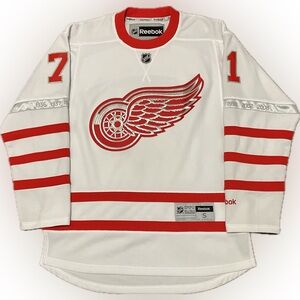 Detroit Red Wings Dylan Larkin ‘17 Centennial Classic Reebok NHL Hockey Jersey S
